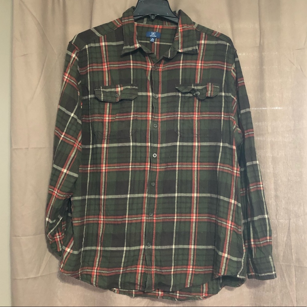 Men’s Button up.